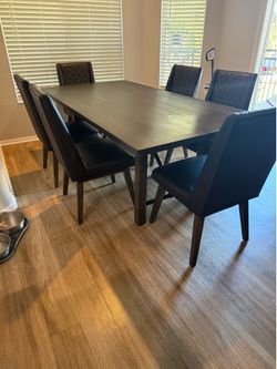 Dining table. Large