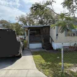 2BR & 1 1/2 Bathrooms Mobile Home for Sale