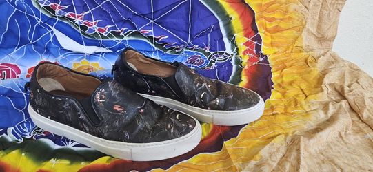 Givenchy  (Size 9)
