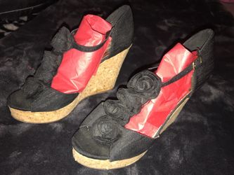 Adorable Steve Madden wedges! Sz. 6.5