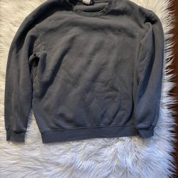 Basic Blue Crewneck Sweater (Medium)