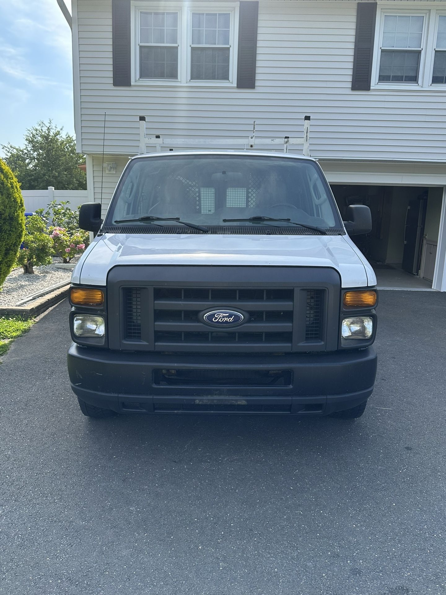 2009 Ford E-150