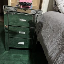 2 Mirror Night stands 