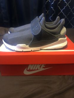 Brand new Nike Sock Dart