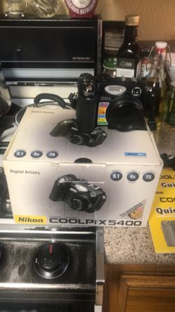 Nikon coolpix 5400