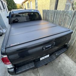 Tacoma Bed Cover 2016-2023