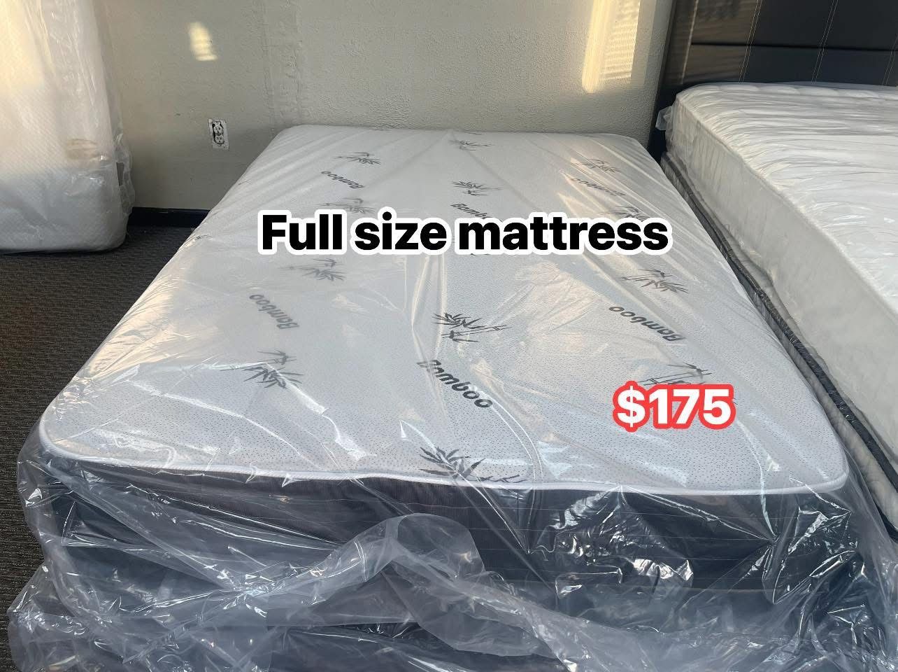Full size mattress