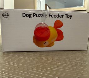 Dog Puzzle Treat Feeder Toy NEW