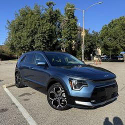 2023 KIA Niro