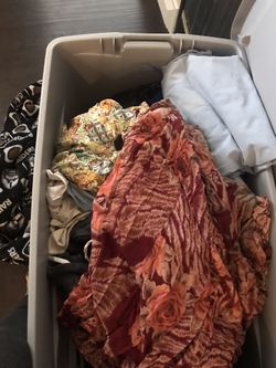 Women’s clothes bundle