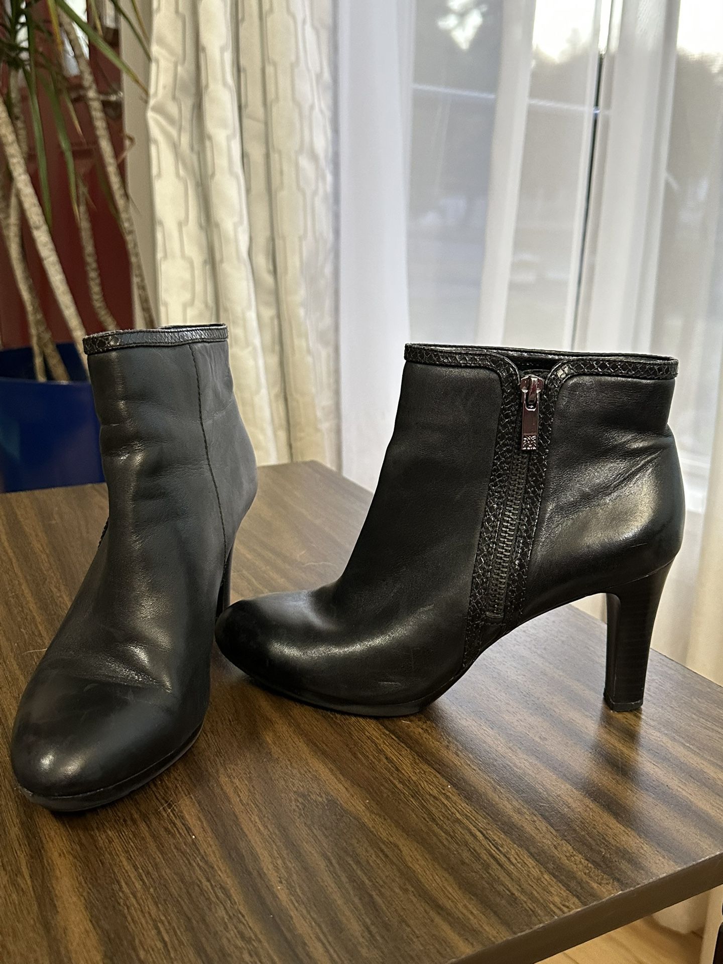 Anne Klein Flex - Ankle Boots