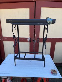Vtg Aquarium Steel Stand & Aquarium Light by Coral Life OBO