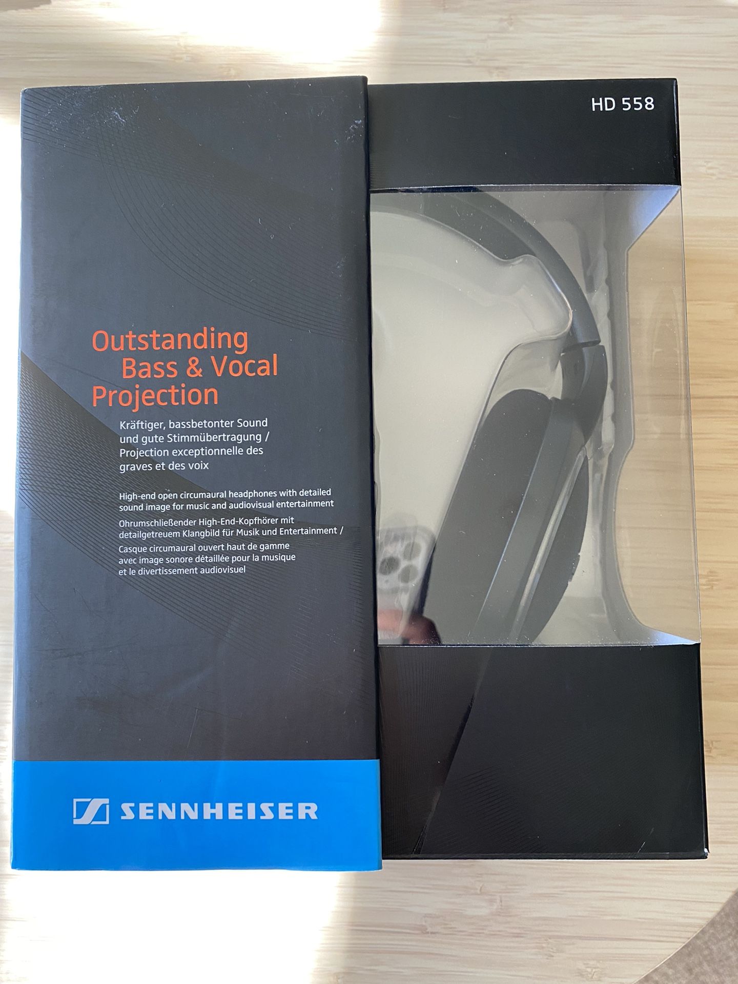 Sennheiser HD 558 Audiophile Over-the-Ear Headphones - Open Back