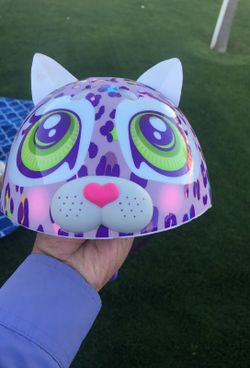 Kitty helmet
