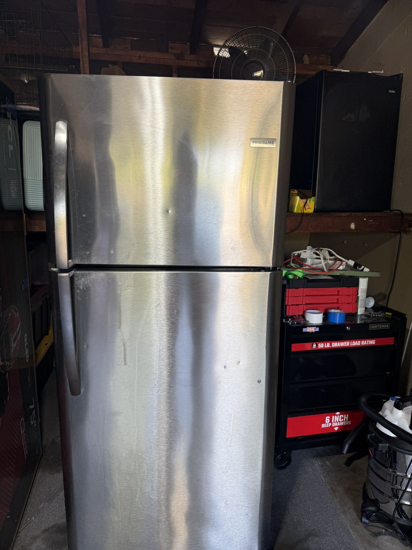 FRIGIDAIRE REFRIGERATOR APARTMENT SIZE