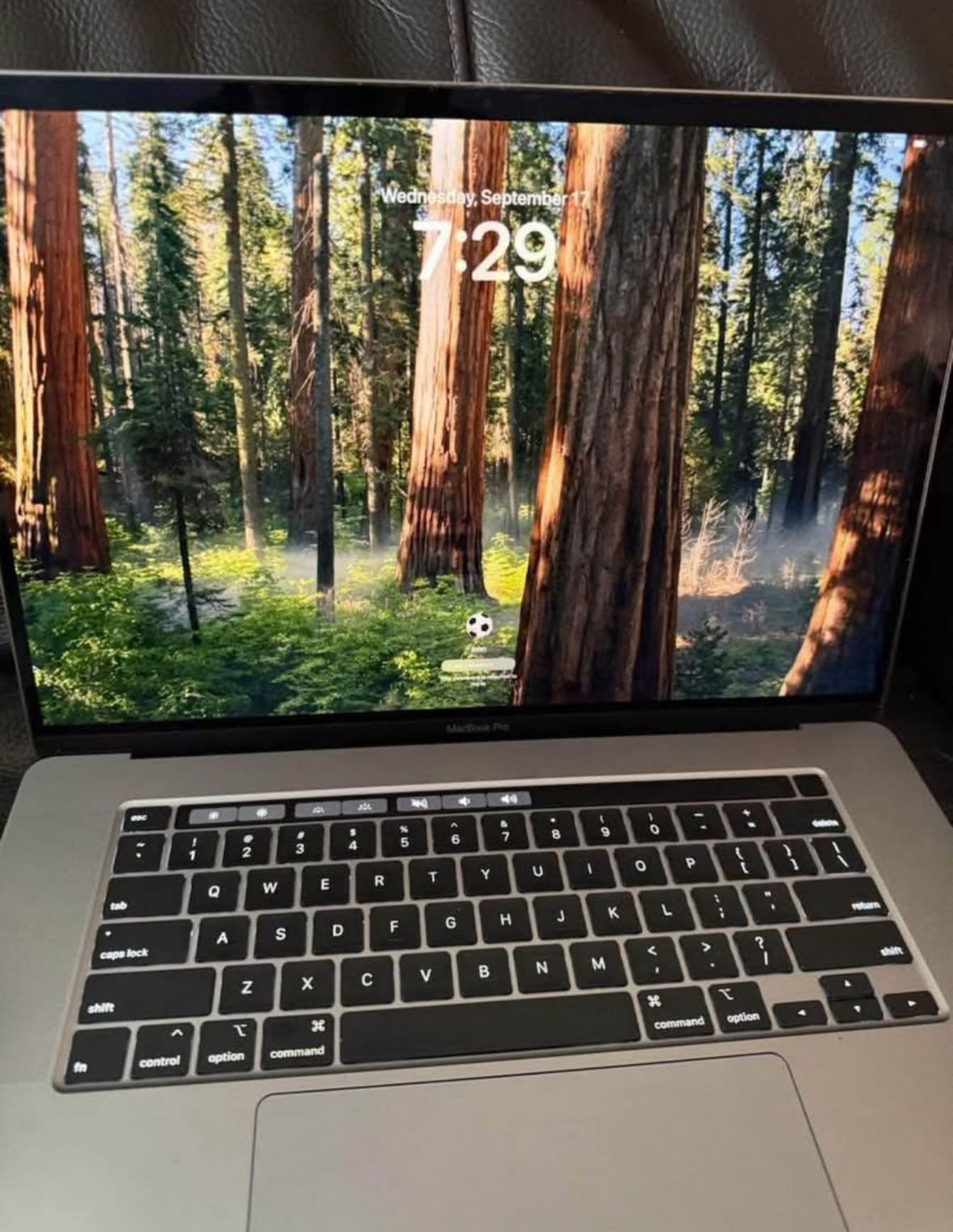 MacBook Pro 16 In 