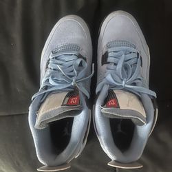 Air Jordan 4 Retro University Blue