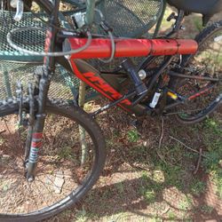 Hyper Mountains Bike 