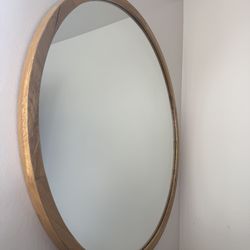 Round oak mirror