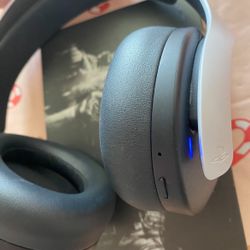 Sony Pulse 3D Wireless Headset Headphones 
