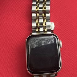 Apple Watch Series 8