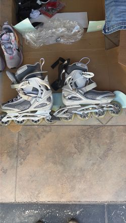 Rollerblade Inline Skates with Wrist Guards – Silver/Grey (Good Condition)