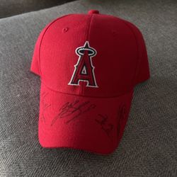 Signed Anaheim Los Angeles Angels Hat , Signed By 4 Pros At An Angels Game