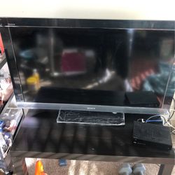 Sony 40 ‘ Tv And Table For 220$