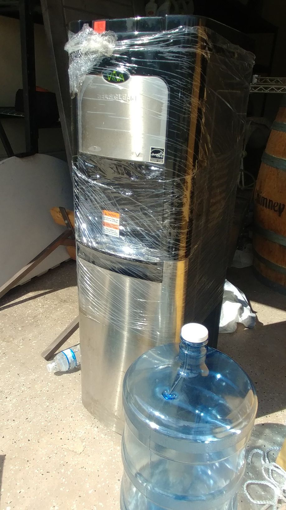 Viva self clean water dispenser for Sale in New Braunfels, TX OfferUp