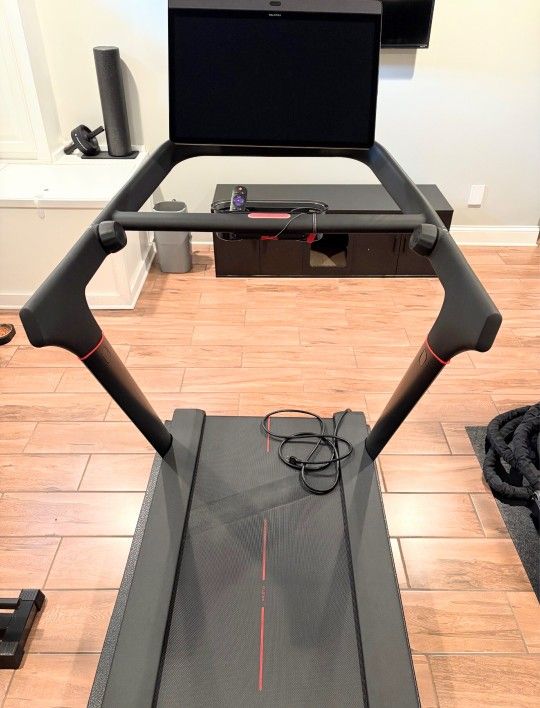 Peloton Tread