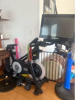 Nordic Track S22i studio cycle