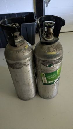 CO2 Tanks