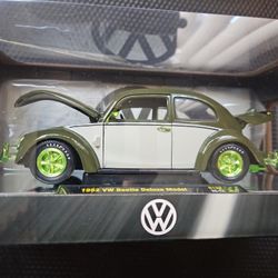 M2 Machines 1:24 Scale  Chase 1952 Vw Beetle Volkswagen 