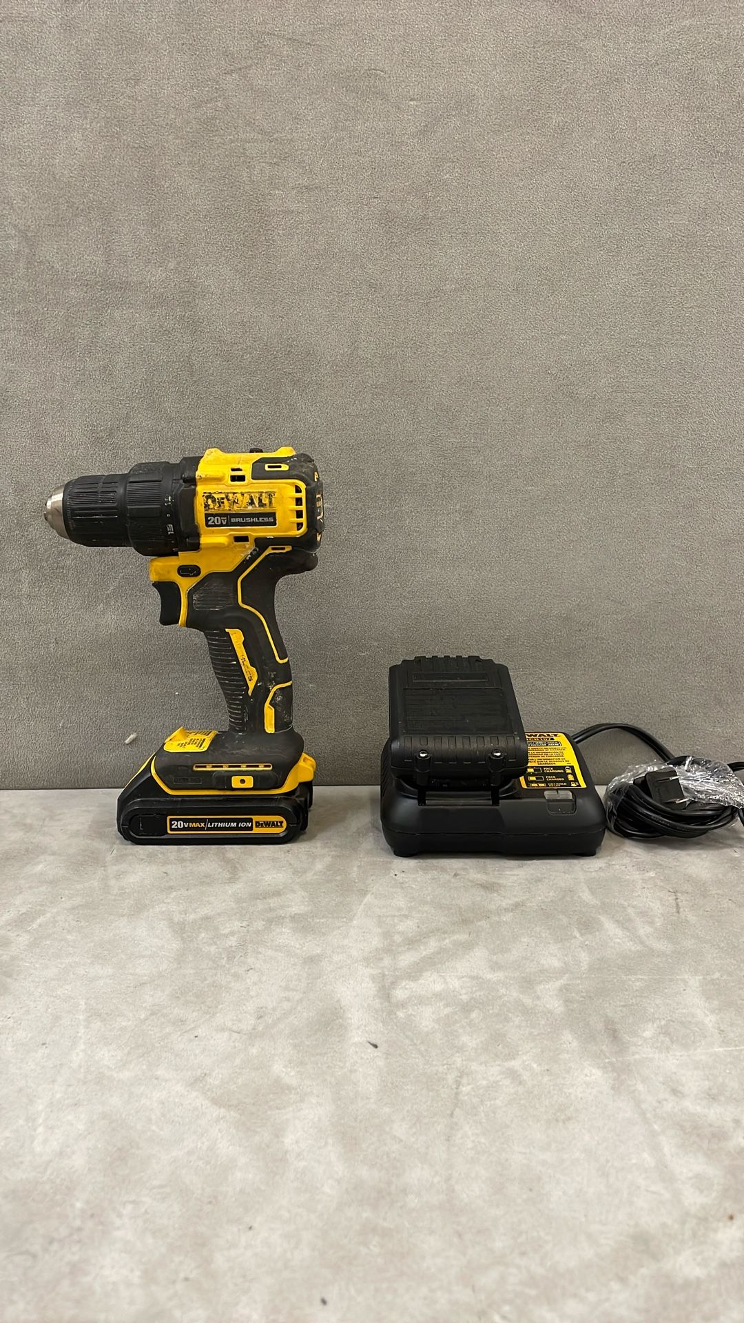 Dewalt Drill DCD708 W/ two 20v batteries & charger