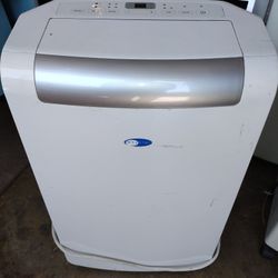 Whynter Brand Portable AC Comes With Hose