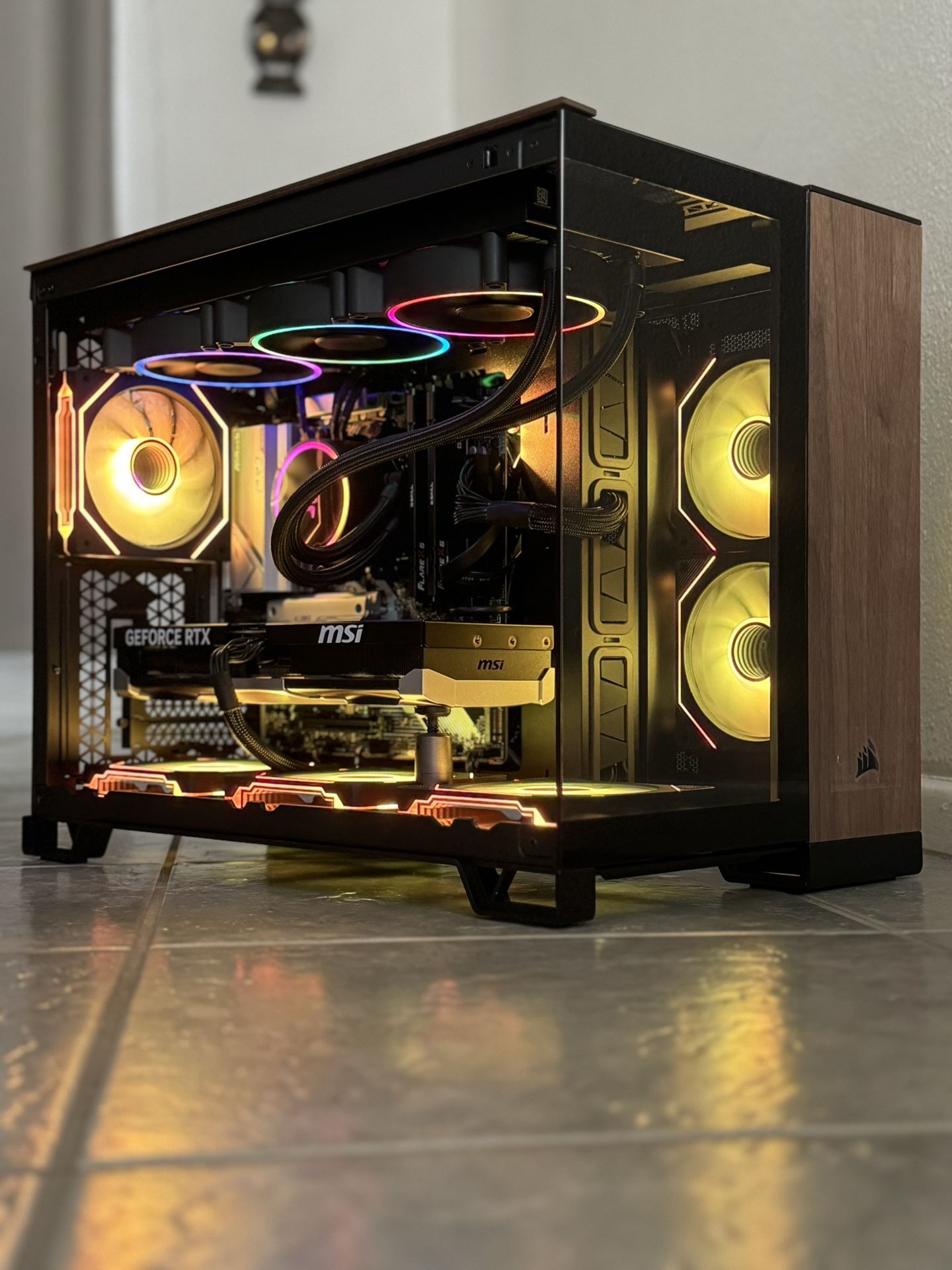 Corsair 2500X Black/Walnut Wood Gaming PC ~ AMD Ryzen 9 9950X + RTX 5070 Ti 16GB OC
