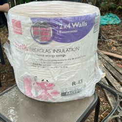 Fiberglass wall insulation R-13