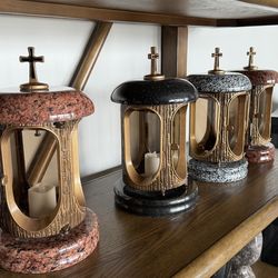 Grave lanterns / lights