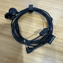 Pelotón Urbanears Sumpan Earbuds