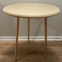 End Table Removable Glass On  Top ; DIY