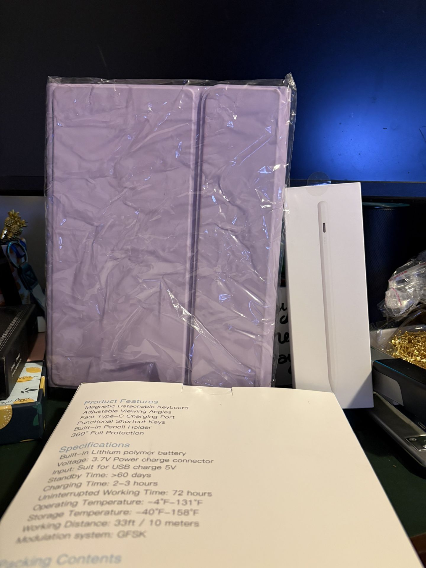 iPad 10th Generation Cover With Keyboard And Stylus