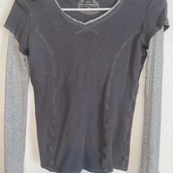 Y2K Shirt/Sweater?