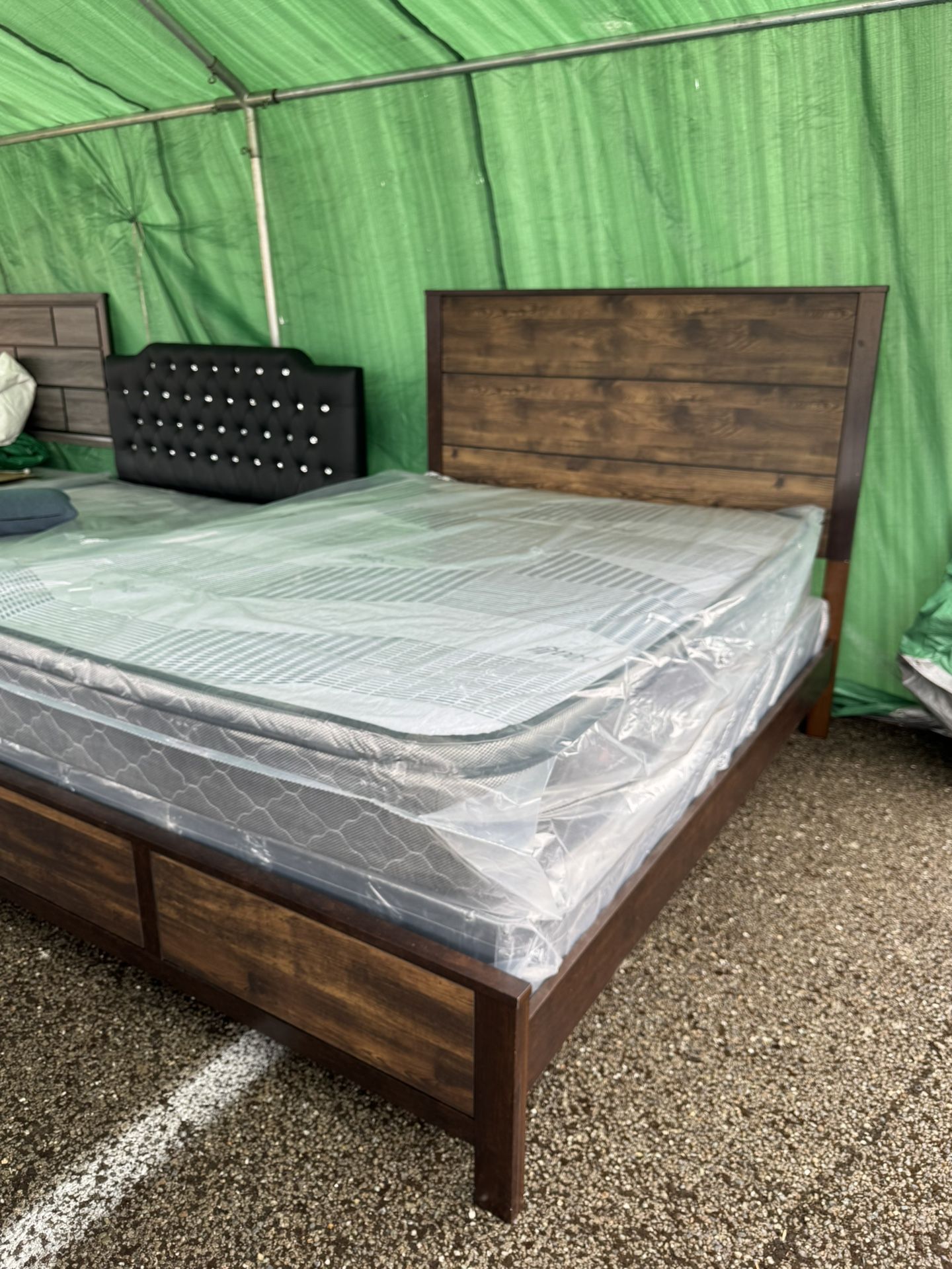 Queen Bed Frame: Wooden Bed With Mattress Set