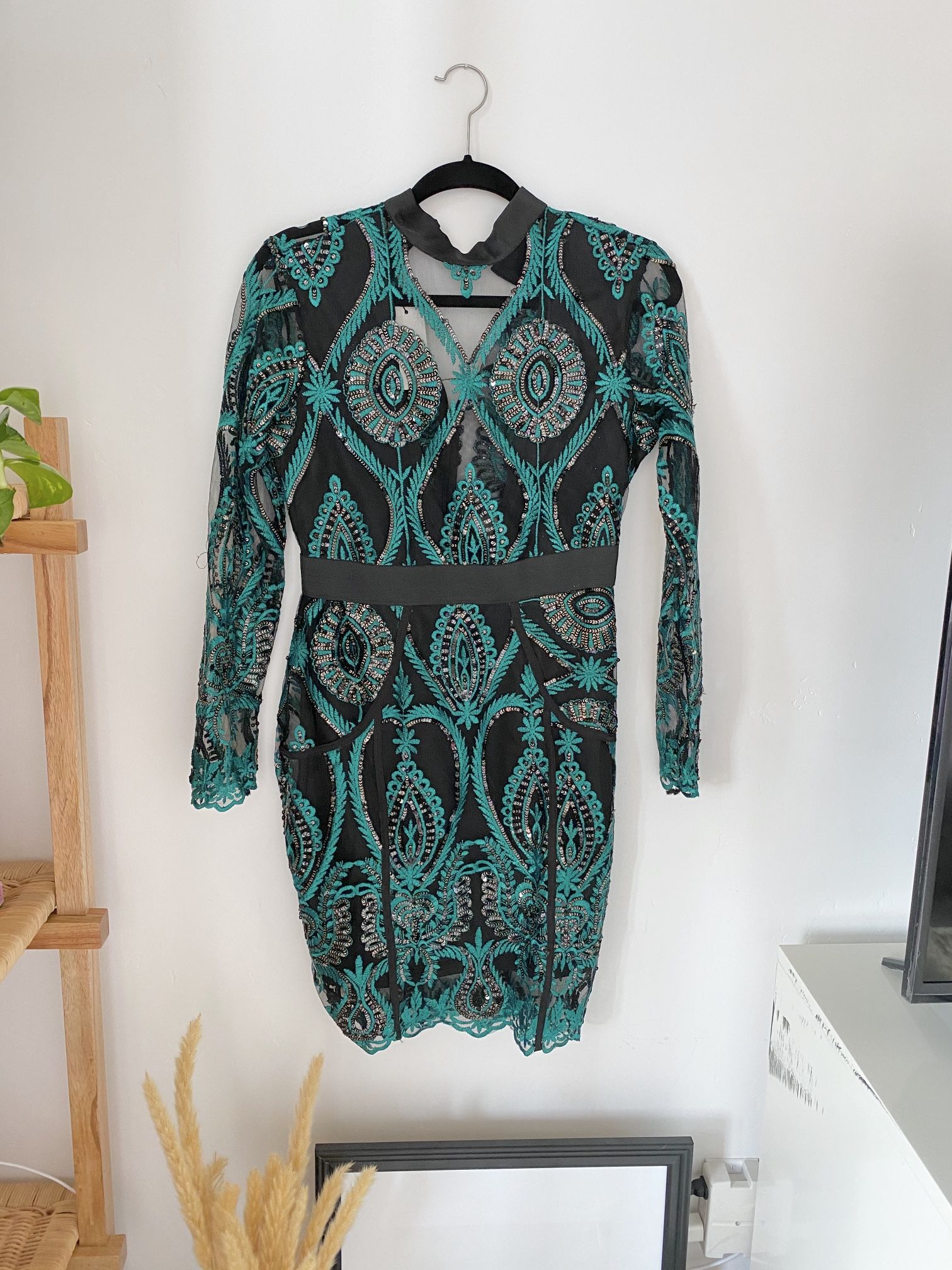 NWT Chic boutique rose green sequin dress