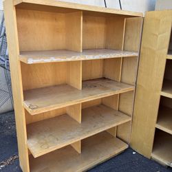 Free Bookshelves / Display Shelves / Garage Shelves