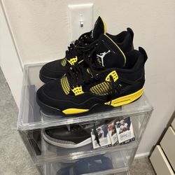 Yellow Thunders 4s (Size 10)