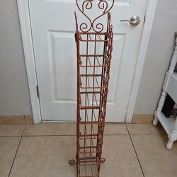 Vintage Cute Metal Rack
