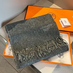 Hermès Double-Sided Lambskin Scarf Grey