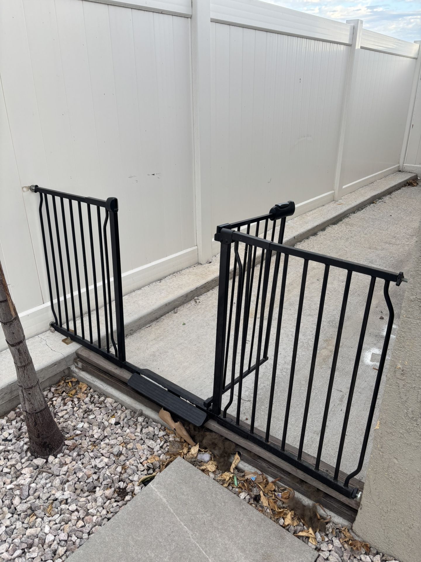 WAOWAO Large Baby Dog Pet Gate Black