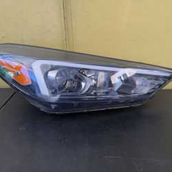 2019-2021 HYUNDAI TUCSON RH HEADLIGHT OEM